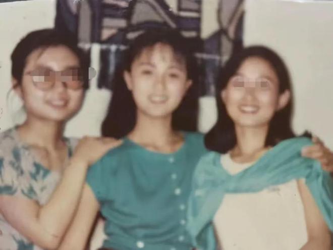是画家祖籍无锡父亲为了母亲留在青岛开元棋牌试玩朱媛媛家庭情况曝光哥(图11)
