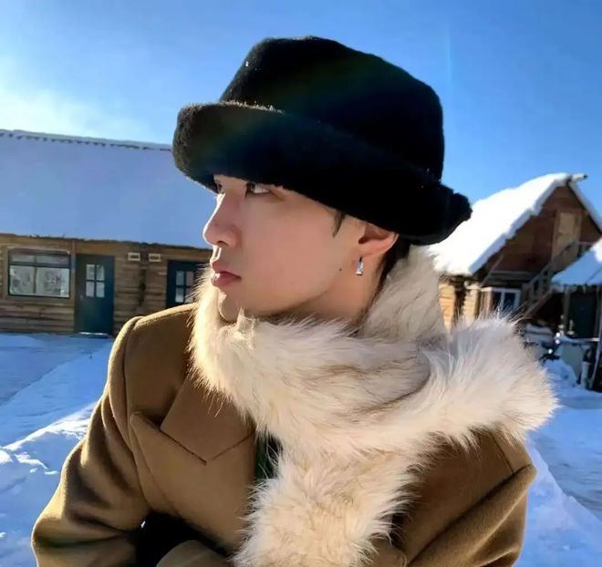 洗面奶真的必要吗？开元棋牌洗脸时用(图2)