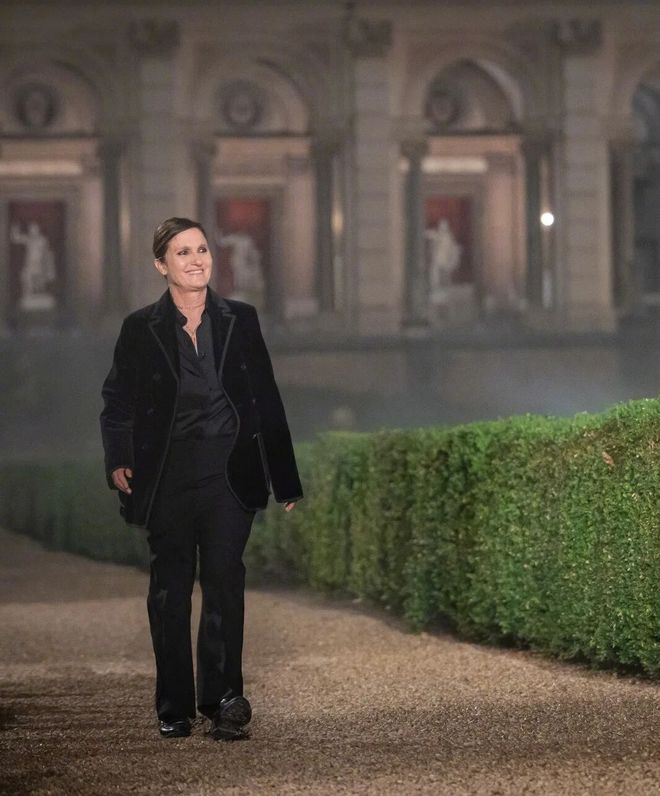 DI唐嫣檀健次的衣橱即将大上新!ky开元棋牌玛利亚阿姨加盟FEN(图19) DI唐嫣檀健次的衣橱即将大上新!ky开元棋牌玛利亚阿姨加盟FEN(图19)